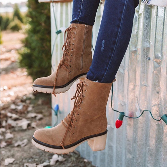 NWT Oasis Society Vegan Leather Suede Lace Up Chunky Boots Booties Camel Brown - Picture 4 of 7